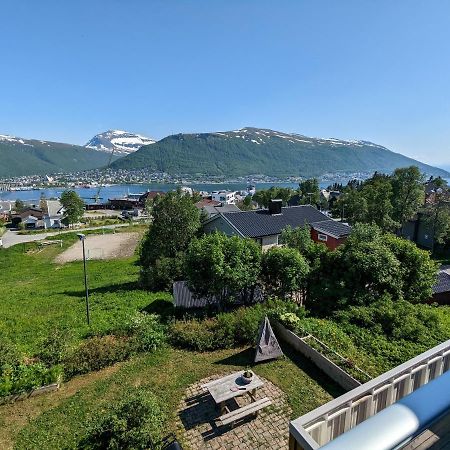 Sea & Mountain View Apartment Tromsø Eksteriør billede